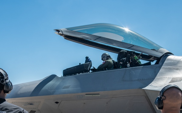 F-22 Demo Team: Thunder &amp; Lightning Over Arizona