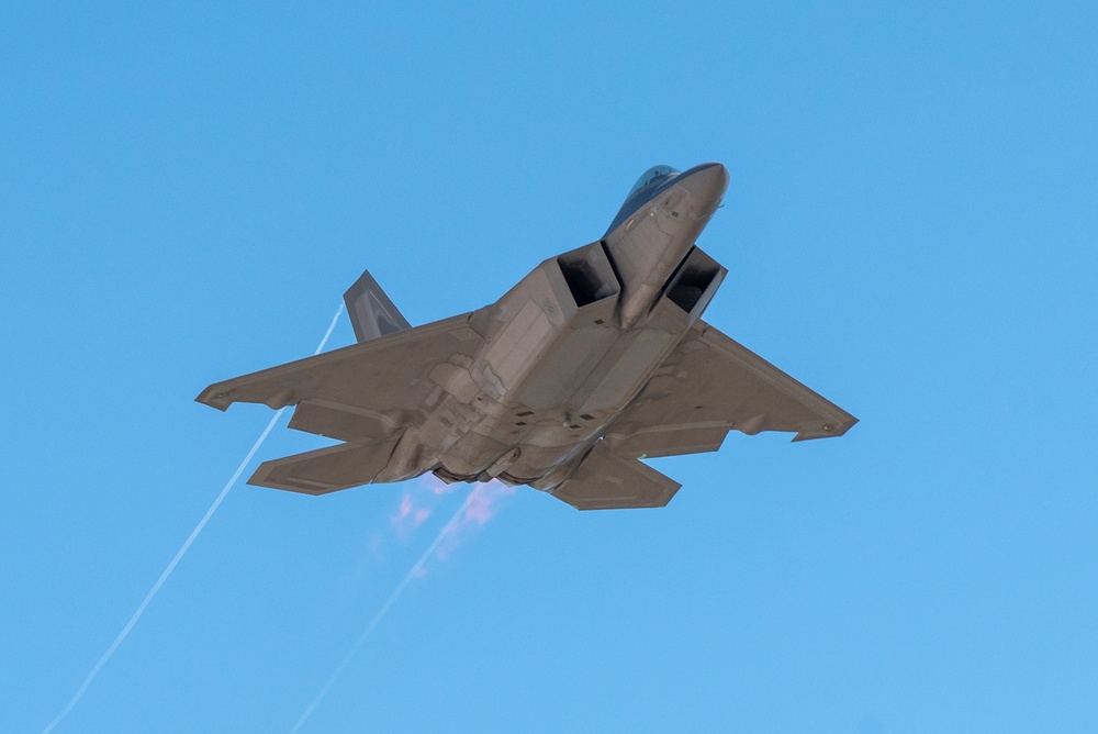 F-22 Demo Team: Thunder &amp; Lightning Over Arizona