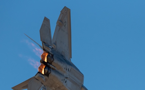 F-22 Demo Team: Thunder &amp; Lightning Over Arizona