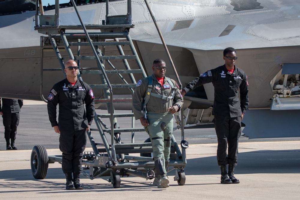 F-22 Demo Team: Thunder &amp; Lightning Over Arizona