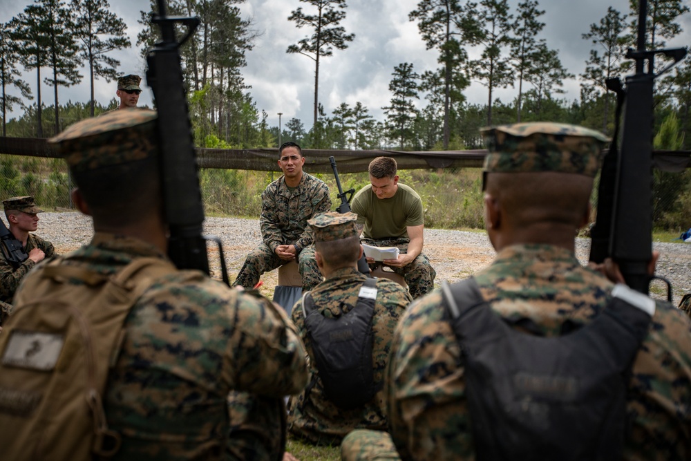 MARFORRES Marines help train NROTC Midshipmen