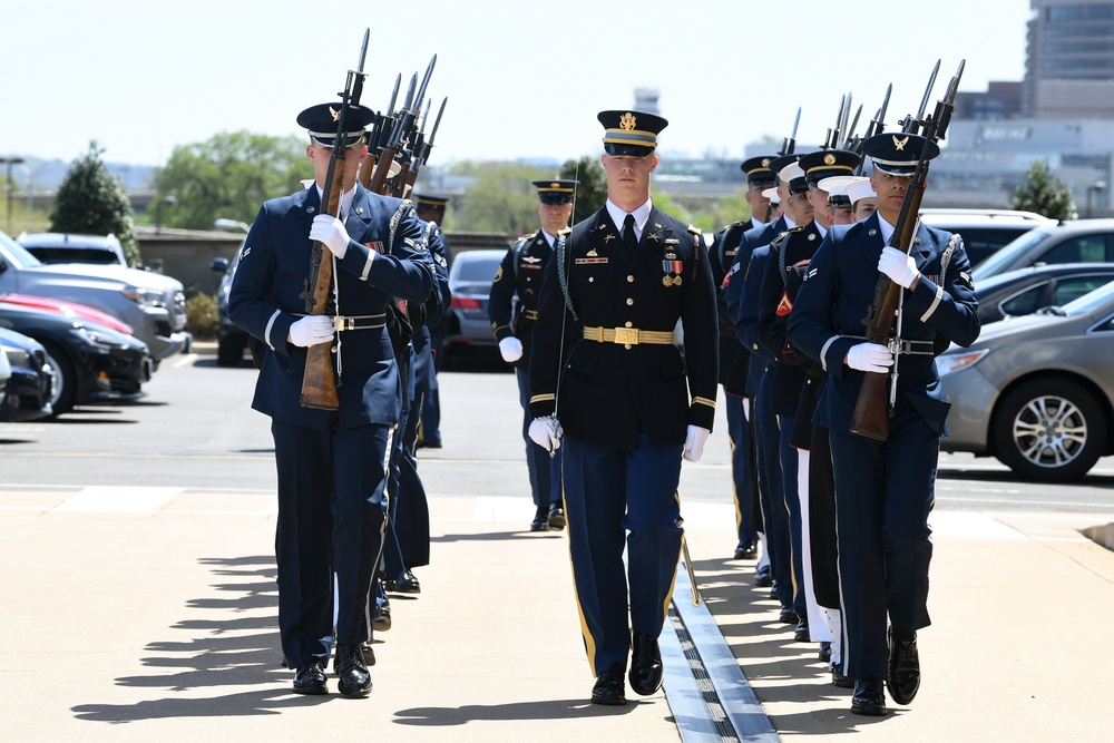 Armed Forces Full Honor Cordon in honor of MOD Austria