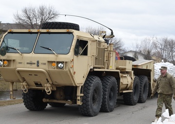 N.D. Guard continues providing flood fighting support