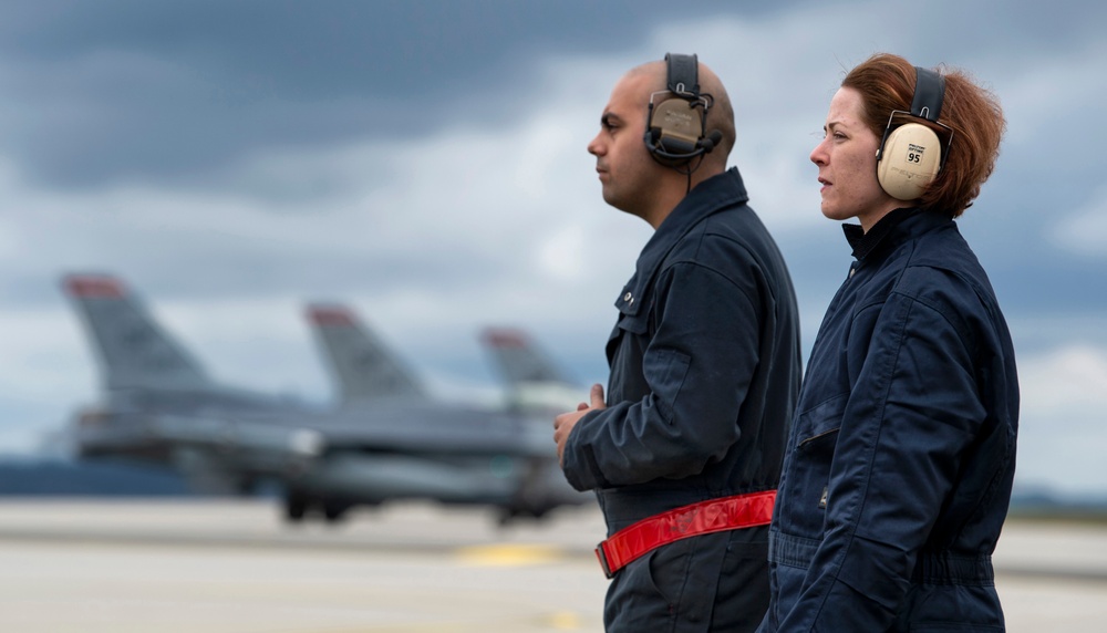 Maintaining the mission: Airmen step into the boots of crew chiefs