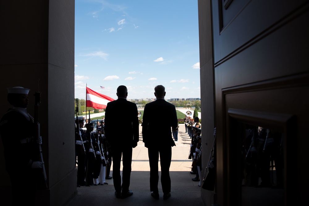 A/SD meets with MinDef of Austria