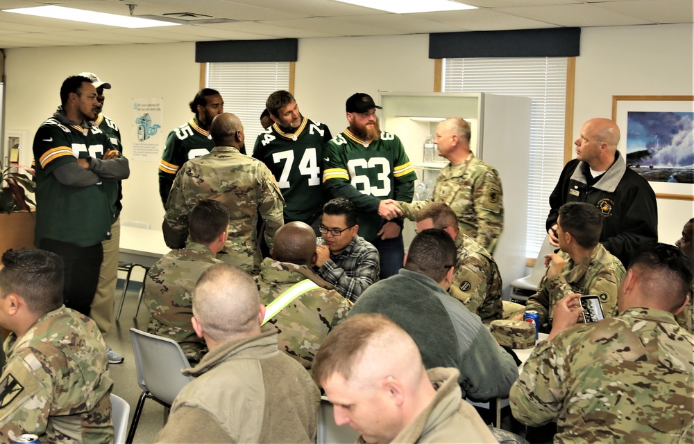 Green Bay Packers 2019 Tailgate Tour visits with Soldiers at Fort McCoy