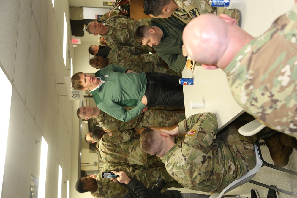 Green Bay Packers 2019 Tailgate Tour visits with Soldiers at Fort McCoy