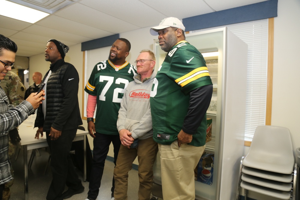 Green Bay Packers 2019 Tailgate Tour visits with Soldiers at Fort McCoy