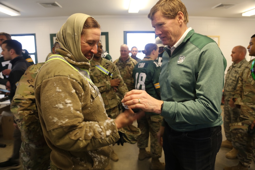 Green Bay Packers 2019 Tailgate Tour visits with Soldiers at Fort McCoy