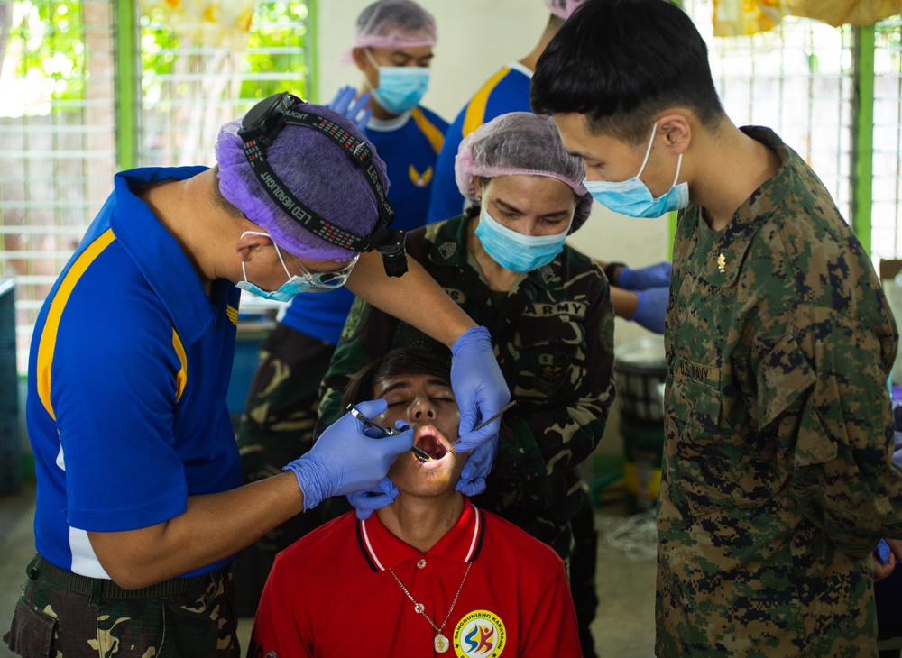 Balikatan 2019: Philippine, U.S., Australian Forces host a cooperative health engagement in Pagasa