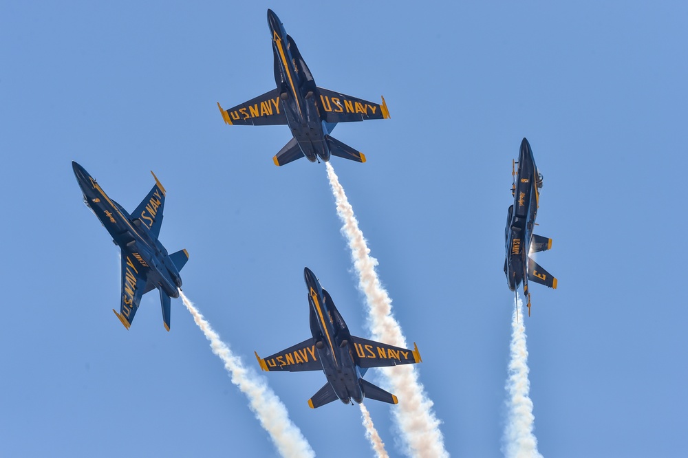 Blue Angels Practice Over Pensacola