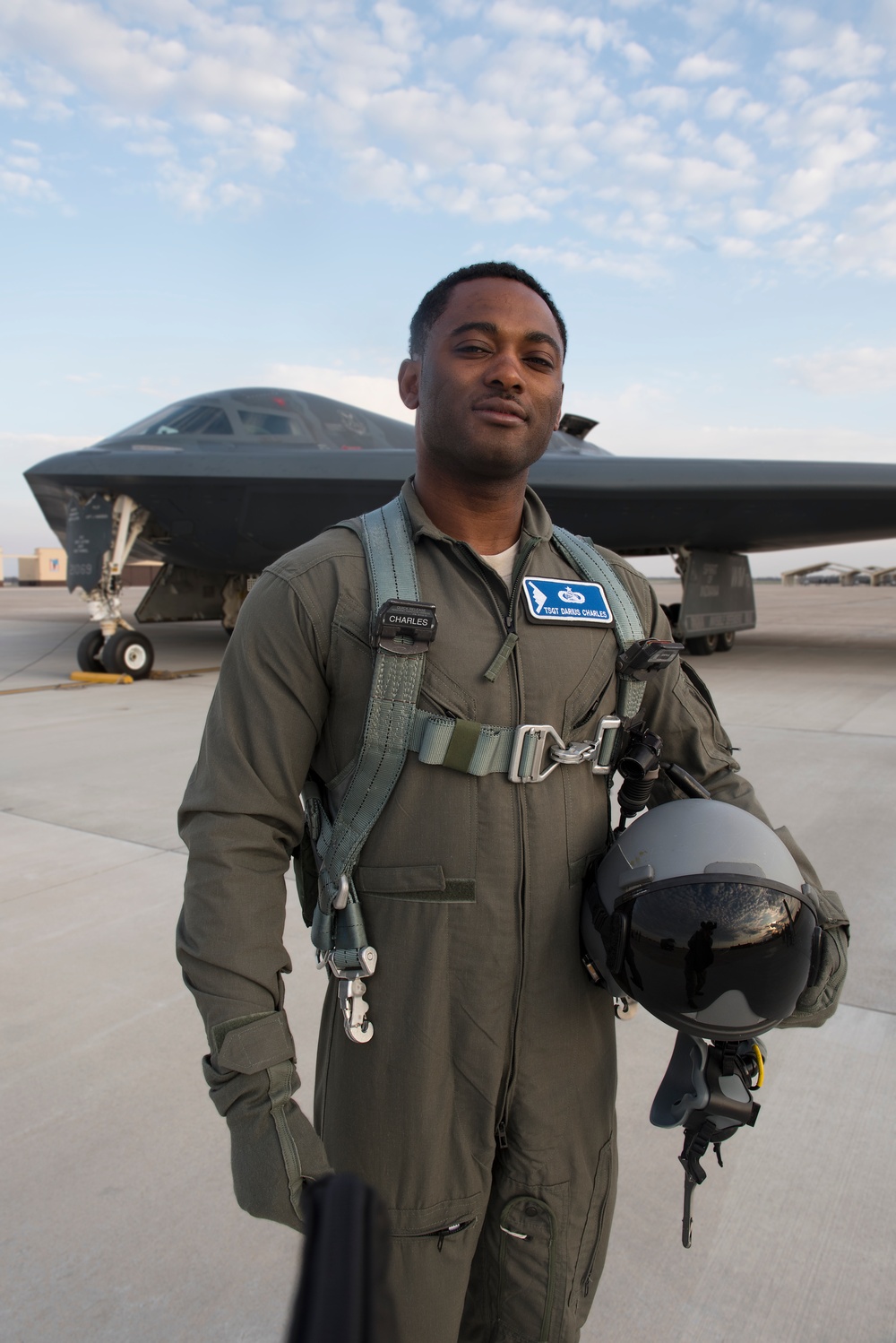 509th Communications Squadron award winner flies in Whiteman AFB B-2