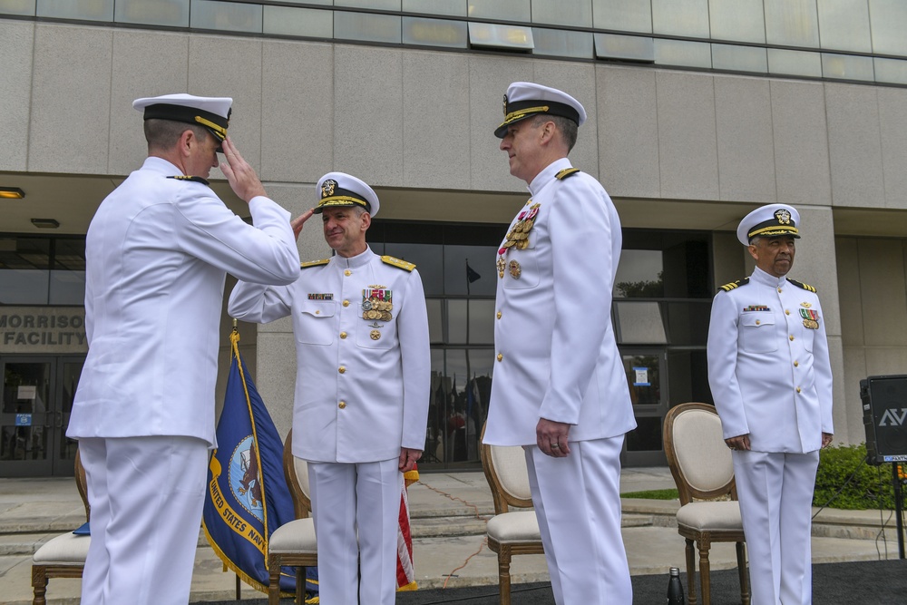 Training Support Center San Diego Holds Change of Command and Retirement Ceremony