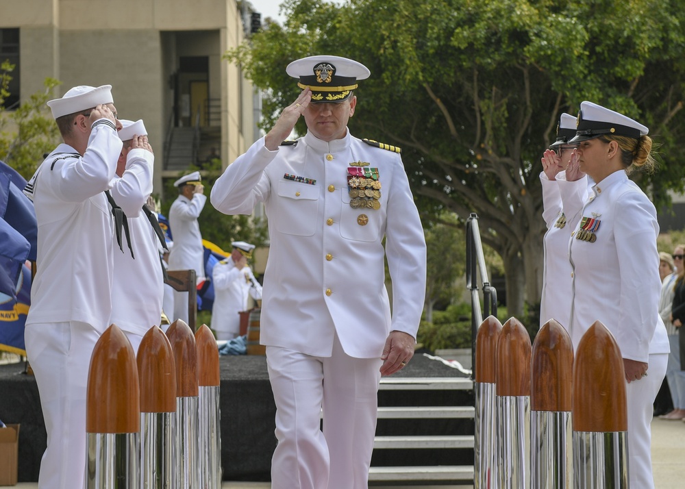 Training Support Center San Diego Holds Change of Command and Retirement Ceremony