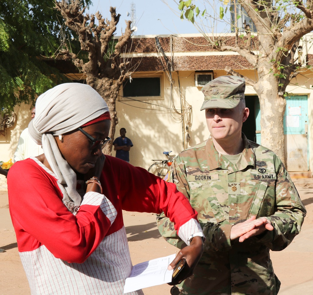 Vermont National Guard Soldiers &amp; Airmen at Center Regional Hospital, Tambacounda, Senegal to share best practices with their counterparts in the medical field.