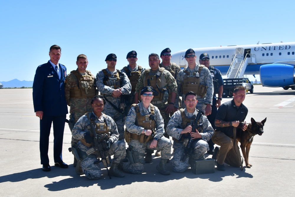 Vice President stopped by  Davis-Monthan AFB