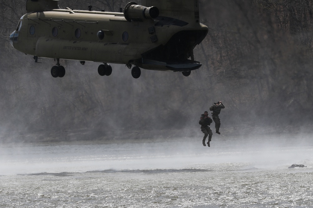 82nd Airborne Division competes in the 13th Annual Lt. Gen. Robert B. Flowers Best Sapper Competition