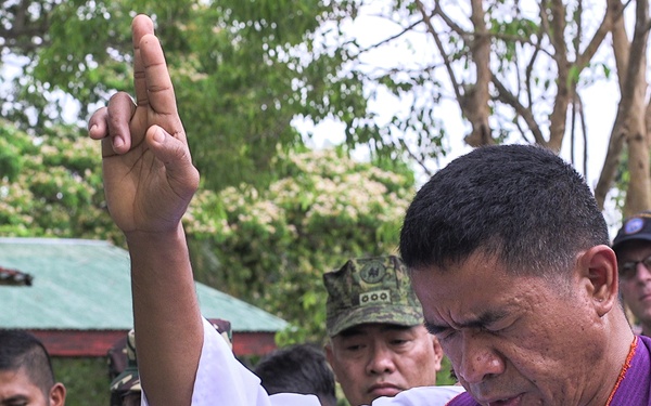 Balikatan 2019: Dedication ceremony held to celebrate new school building in Batangas, Philippines