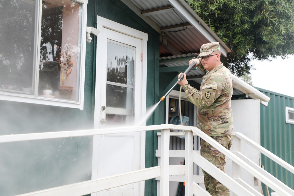 25th ID Soldiers feed the community with St. James Church