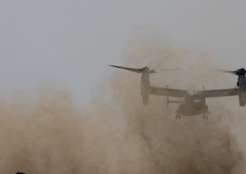 Marine aviation squadron sets record for hours flown