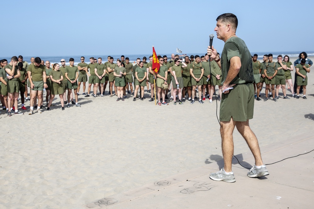 Headquarters and Support Battalion conducts a battalion run