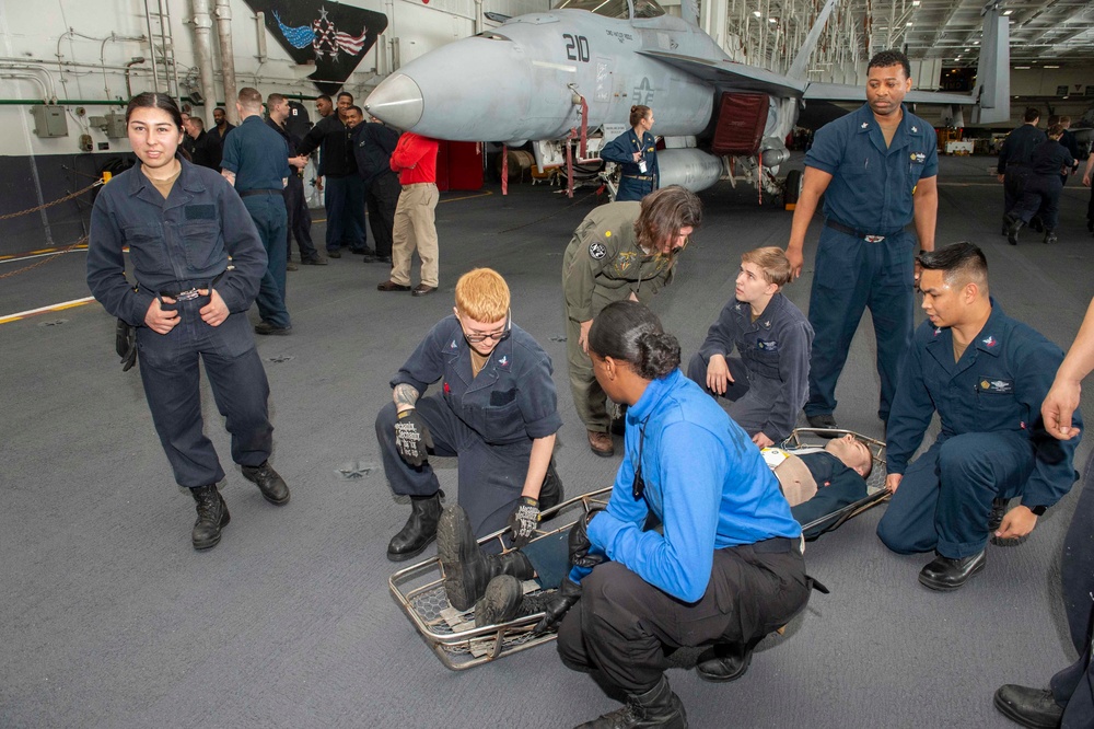 USS Dwight D. Eisenhower (CVN 69)