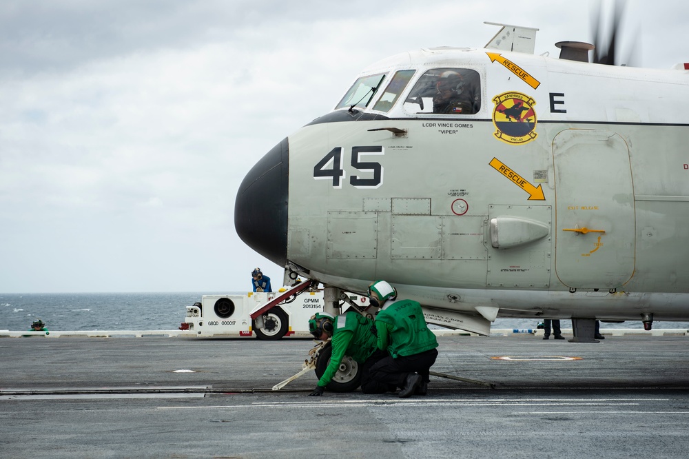 USS Dwight D. Eisenhower (CVN 69)