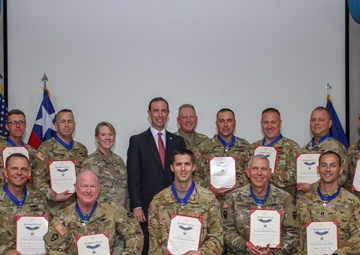 Texas Lone Star Medal of Valor awarded to National Guardsmen