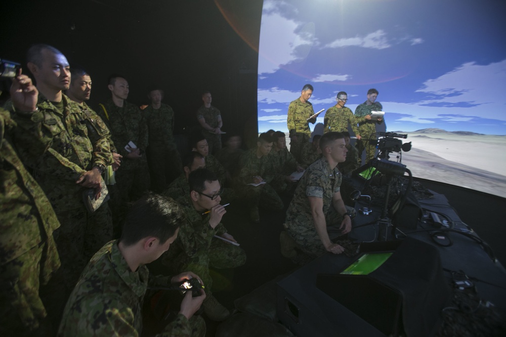 31st MEU Marines, Japan ARDB service members train side-by-side at Supporting Arms Virtual Trainer