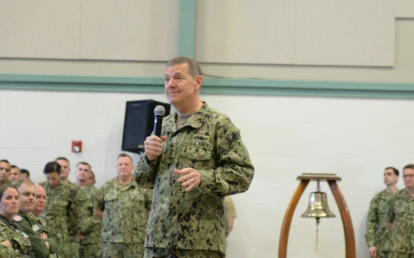 Chief of Navy Reserve Vice Adm. Luke McCollum Visits NOSC Fort Worth
