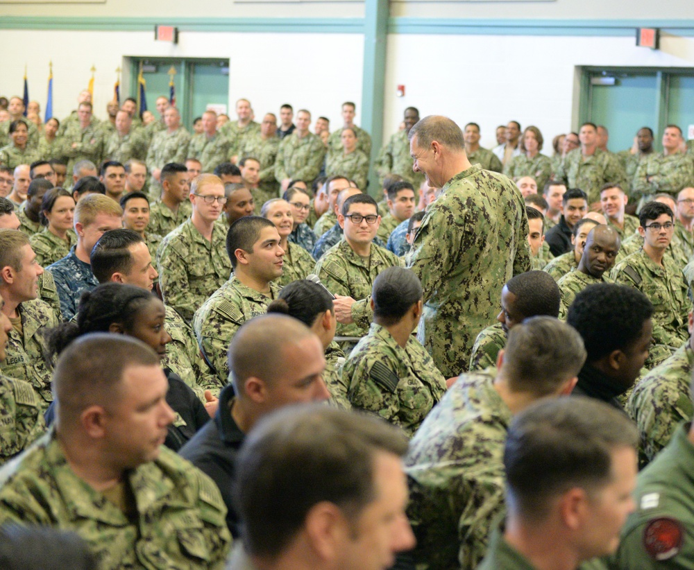 Chief of Navy Reserve Vice Adm. Luke McCollum Visits NOSC Fort Worth