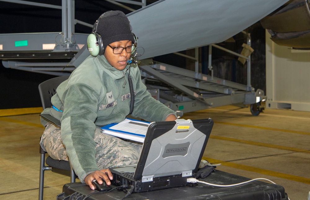 52nd Fighter Wing tests F-16 electronic warfare capabilities