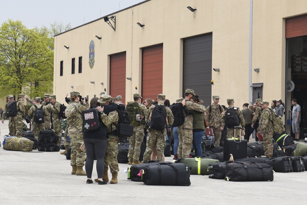 606 ACS Airmen deploy from Aviano