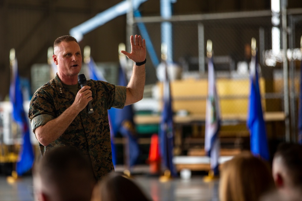 4th Marine Aircraft Wing Change of Command