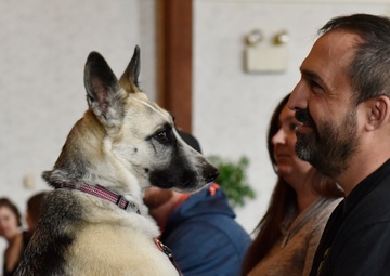 Sacramento area veterans graduate 4 Paws 2 Freedom at Beale AFB
