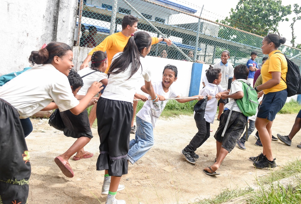 Pacific Partnership 2019 Holds Community Events at Chuuk Schools