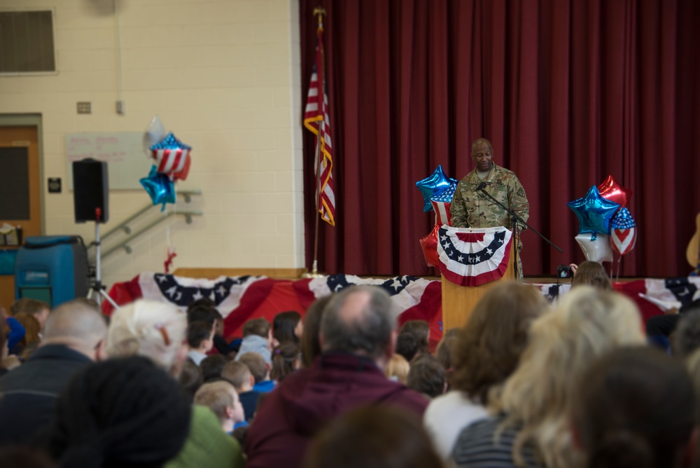 PEO IEW&amp;S Supports School Patriot Program