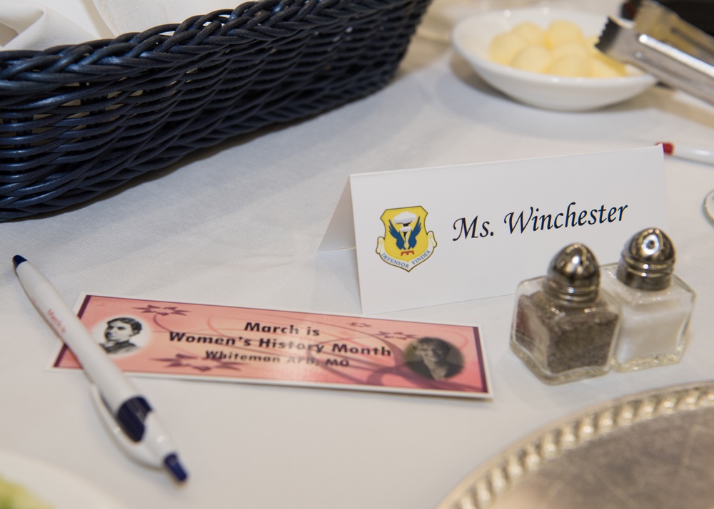 Riveter's granddaughter reminds Whiteman of Rosie's Legacy