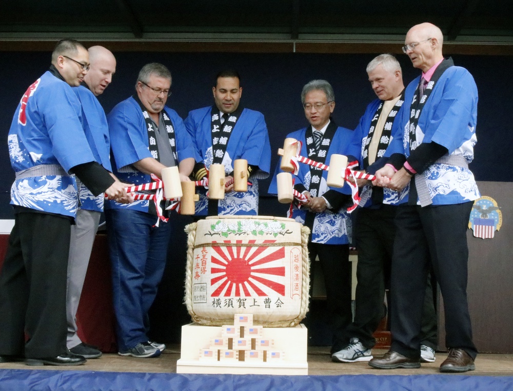 Kagami-biraki Ceremony marks DLA Distribution Yokosuka, Japan's 20th Anniversary