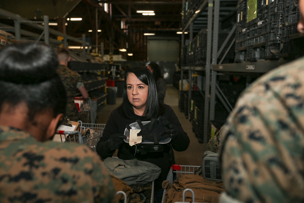 Camp Pendleton Locales: Individual Gear Issue