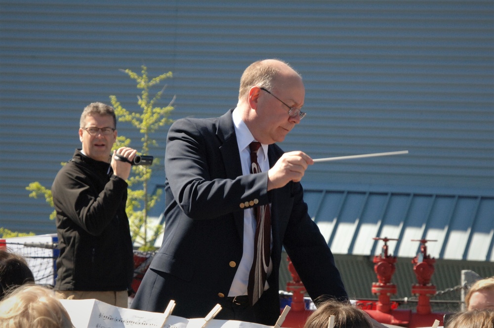 Kimberly High School Band performs aboard USS Wisconsin