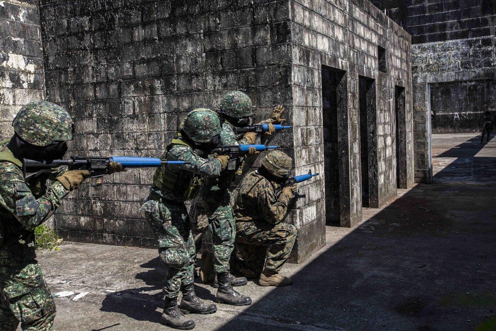 Balikatan 2019: 3/6 Room clearing drill, multi-national training with the AFP
