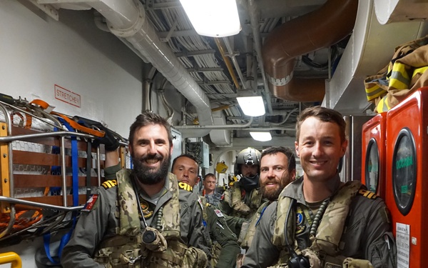 HSC-25, Royal Australian Navy train together