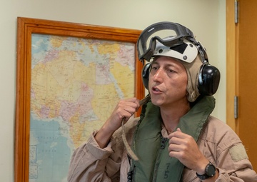 CLDJ tours USS Stennis