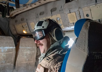 CLDJ tours USS Stennis