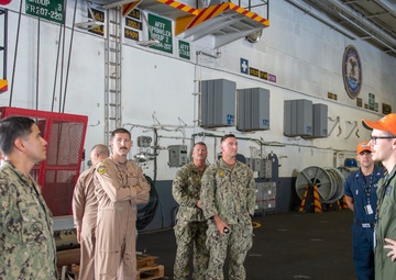 CLDJ tours USS Stennis