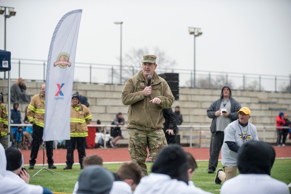 Former Army officer, current NFL player gives back to service members in Germany