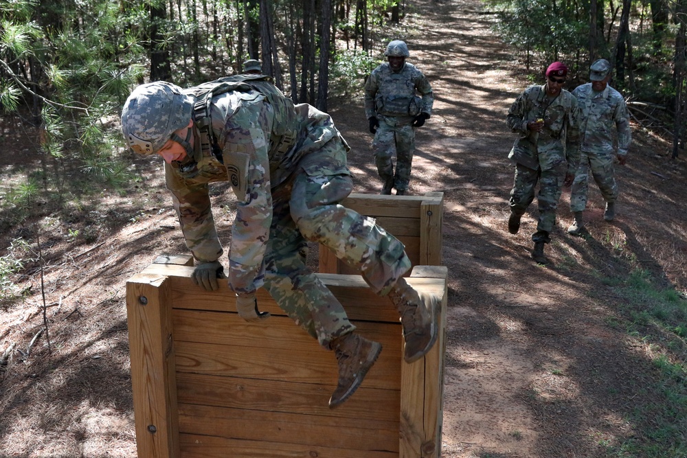 Paratroopers compete in Best Chemical Warrior competition 2019