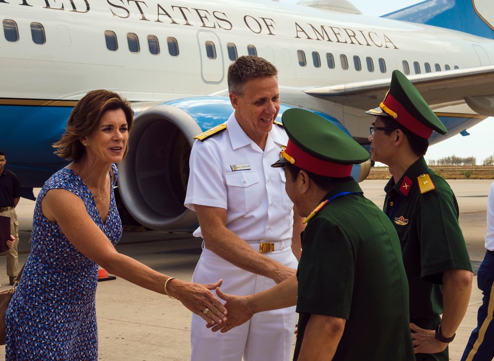 Admiral Phil Davidson Visits Vietnam