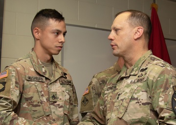 2ID Command Team Recognizes Soldiers